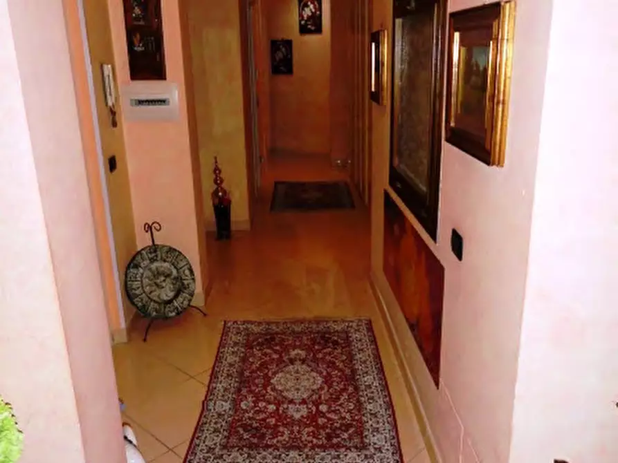 Immagine 5 di Appartamento in vendita  in Via Vincenzo Bellini 8 - 00043 Ciampino (RM) a Ciampino