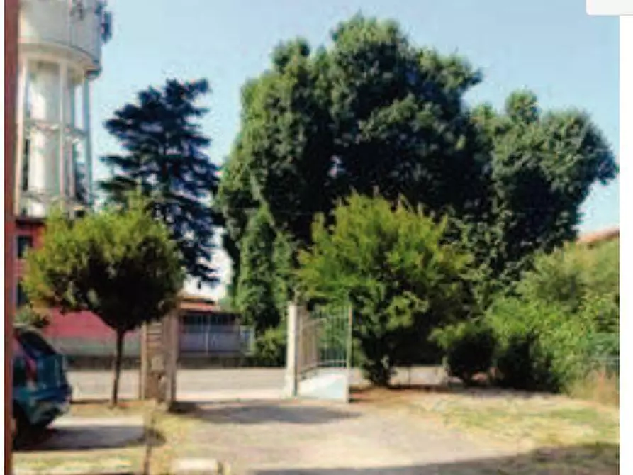 Immagine 3 di Appartamento in vendita  in Viale Ticino 53 - 21015 Lonate Pozzolo (VA) a Lonate Pozzolo