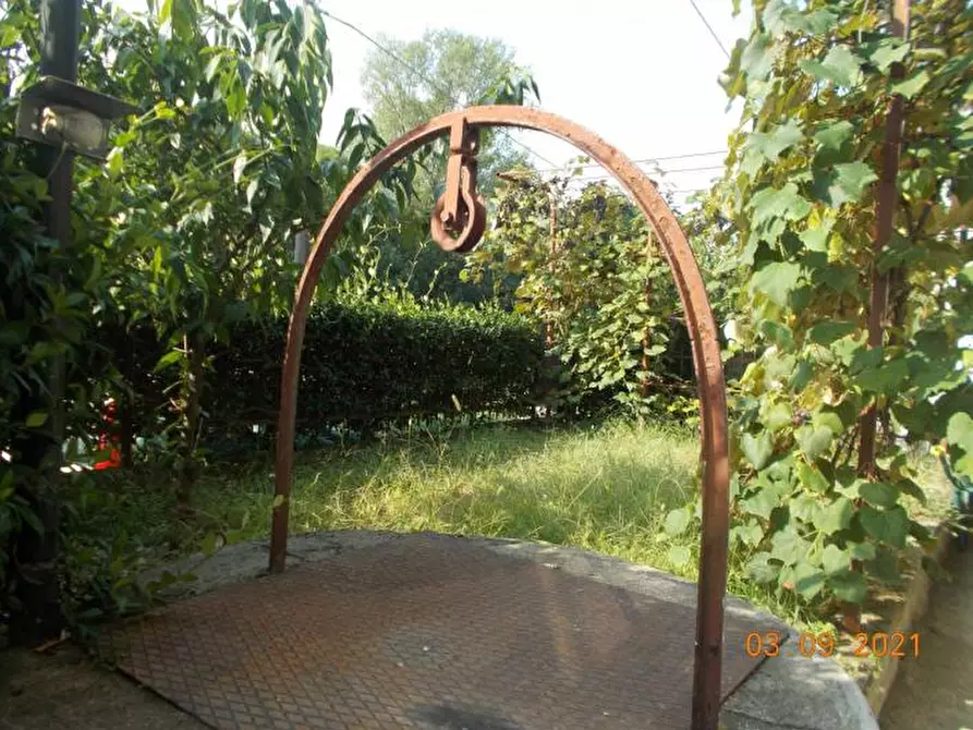 Immagine 4 di Appartamento in vendita  in via Mirasole 4 Laveno-Mombello (VA) a Laveno-Mombello