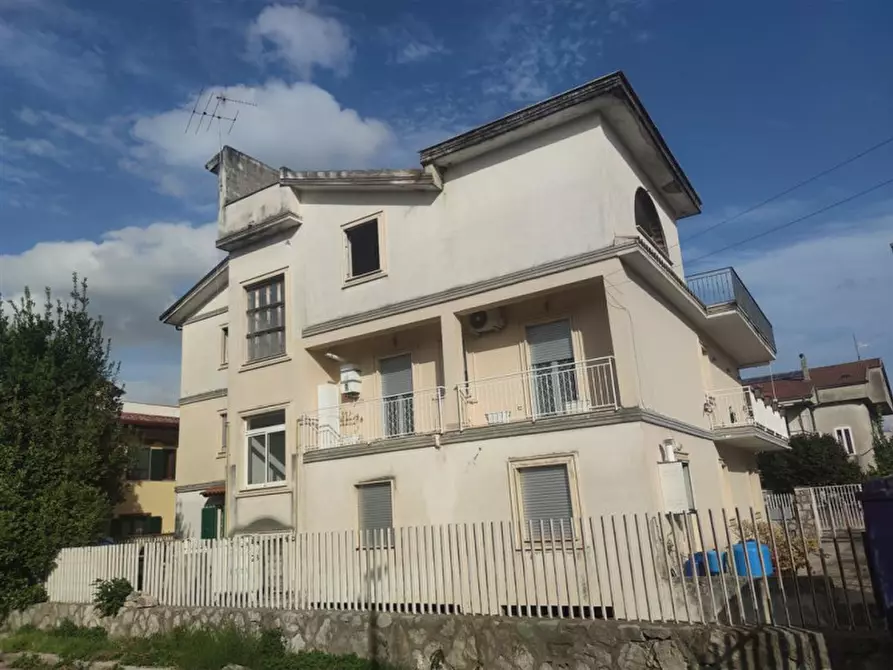 Immagine 13 di Appartamento in vendita  in Via Dante Alighieri 60 - 81030 Casaluce (CE) a Casaluce