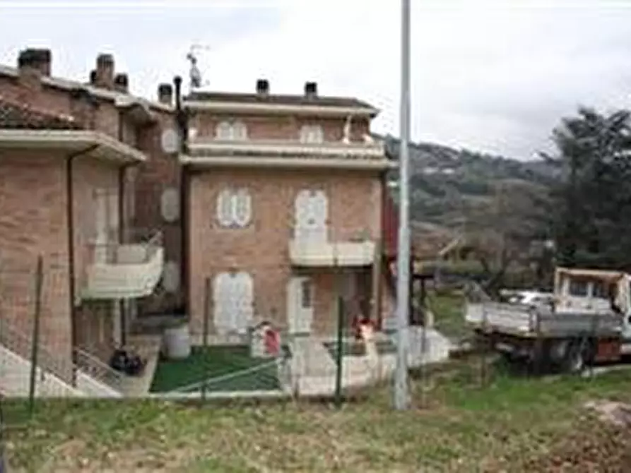 Immagine 20 di Appartamento in vendita  in Via VIA DEL MONTE  SNC - 61020 Petriano (PU) a Petriano