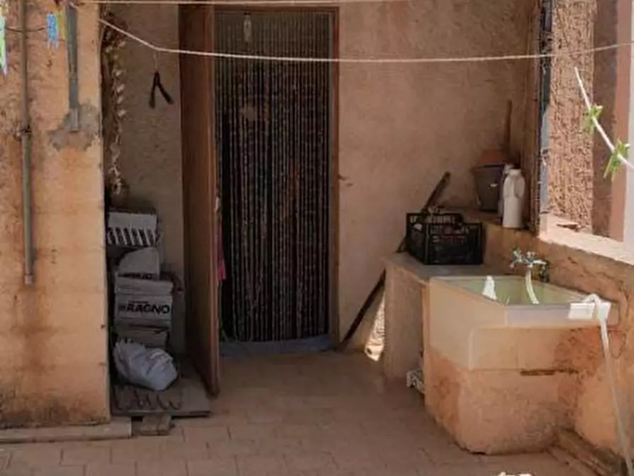 Immagine 14 di Appartamento in vendita  in Via Roma n 146 Partanna (TP) a Partanna