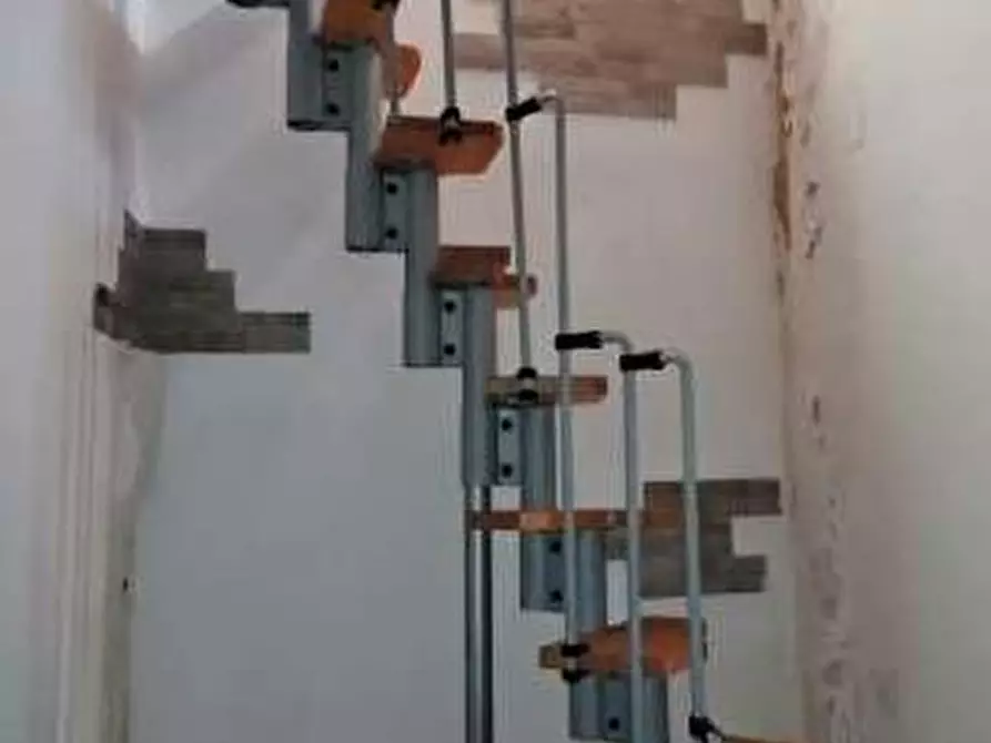 Immagine 11 di Appartamento in vendita  in Via Cafarelli, 118 - 85050 Tito (PZ) a Tito