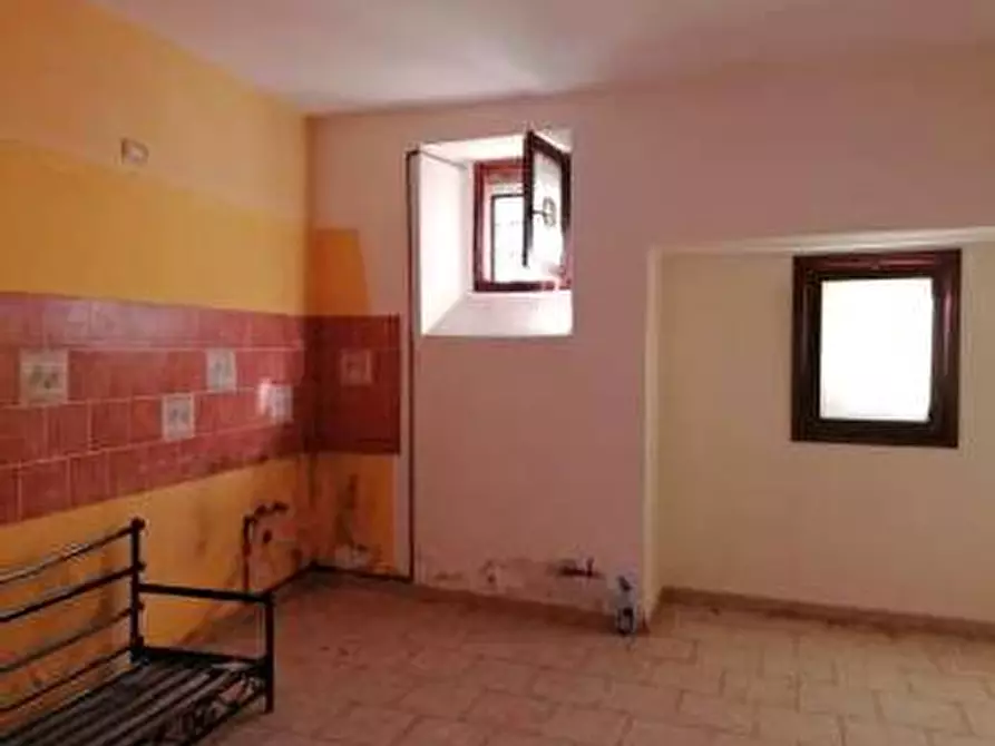 Immagine 18 di Appartamento in vendita  in Via Cafarelli, 118 - 85050 Tito (PZ) a Tito