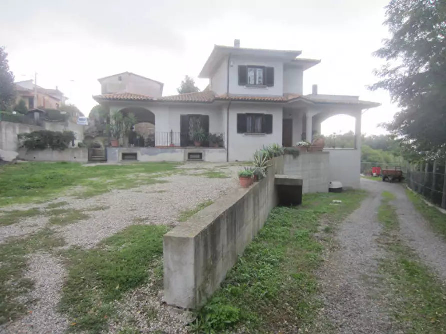 Immagine 8 di Appartamento in vendita  in VIA ZEPPONAMI N147/B - 01027 Montefiascone (VT) a Montefiascone