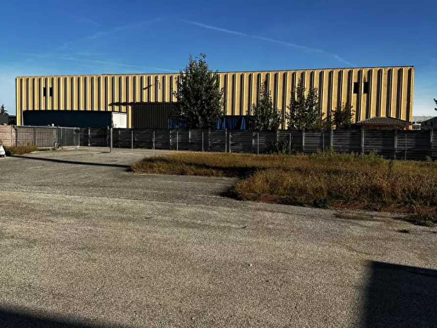 Immagine 1 di Capannone industriale in vendita  in VIA PRALUNGO a Meolo