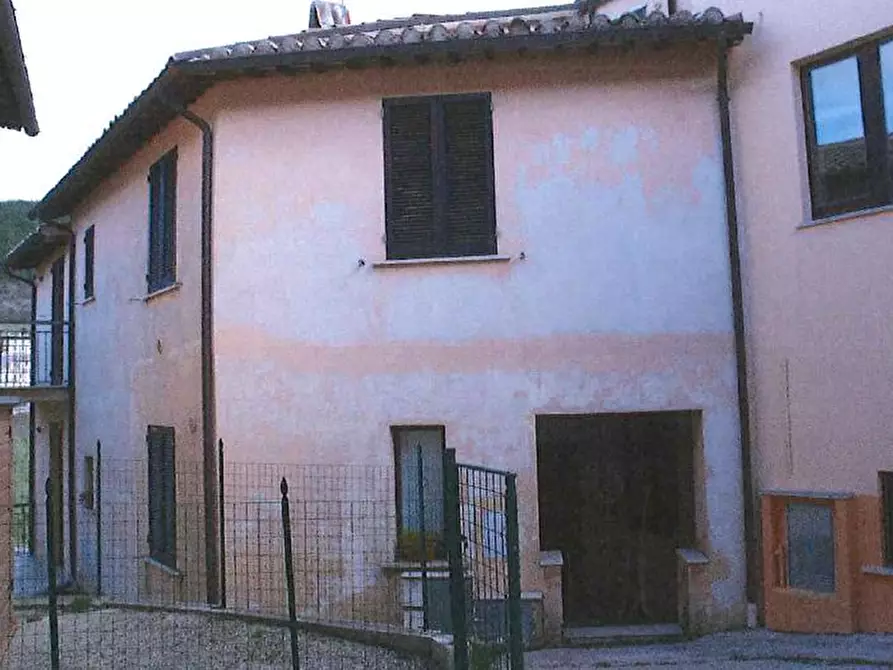 Immagine 1 di Appartamento in vendita  in FRAZ ANNIFO - 06034 Foligno (PG) a Foligno