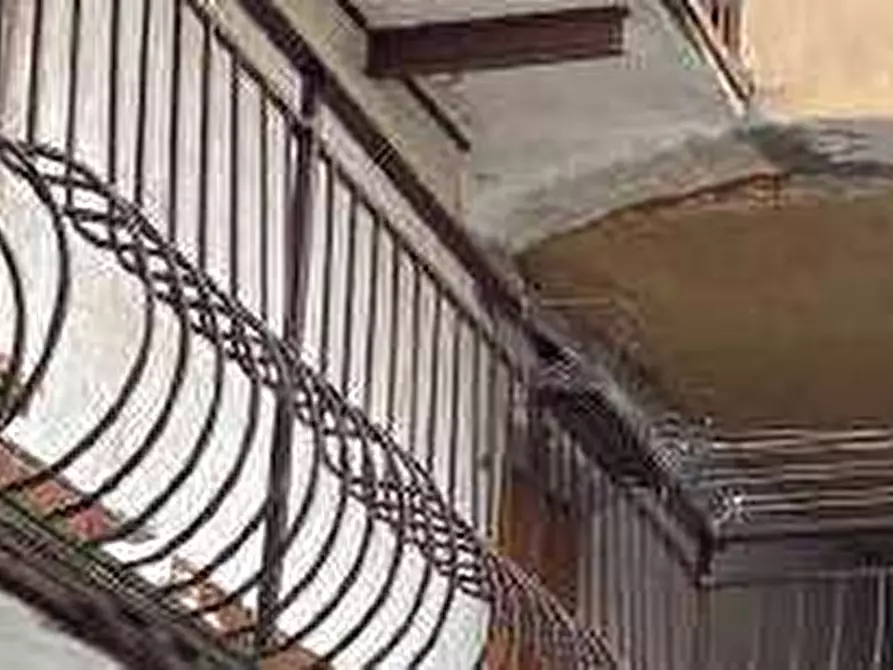 Immagine 1 di Appartamento in vendita  in Via Guglielmo Marconi 25 - 21050 Besano (VA) a Besano