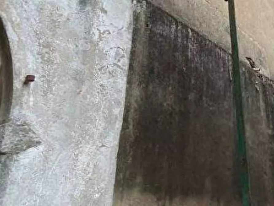 Immagine 2 di Appartamento in vendita  in Via Guglielmo Marconi 25 - 21050 Besano (VA) a Besano