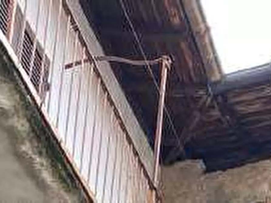 Immagine 9 di Appartamento in vendita  in Via Guglielmo Marconi 25 - 21050 Besano (VA) a Besano