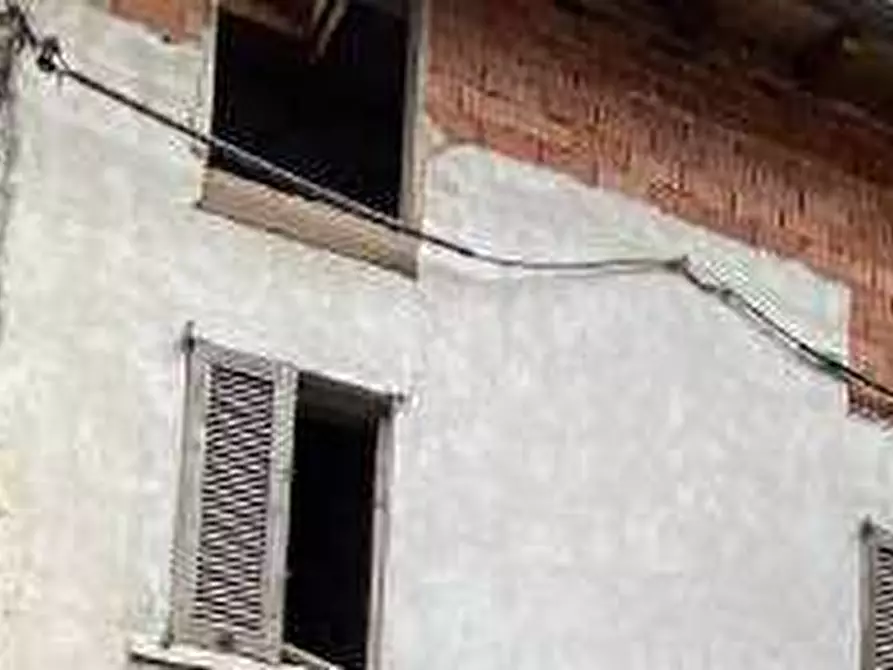 Immagine 12 di Appartamento in vendita  in Via Guglielmo Marconi 25 - 21050 Besano (VA) a Besano