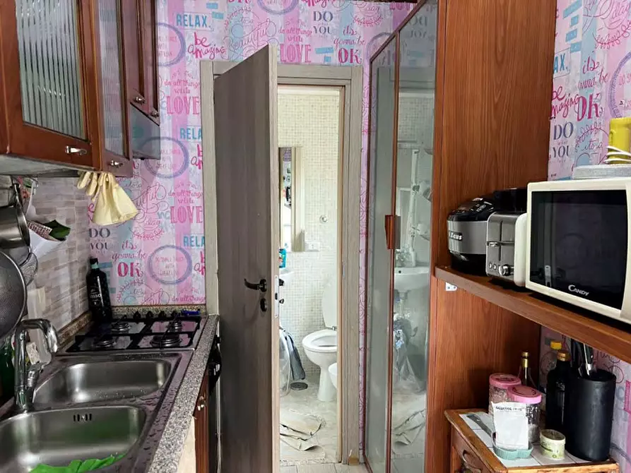 Immagine 5 di Appartamento in vendita  in via Vittorio Veneto n 155 - Napoli (NA) a Napoli