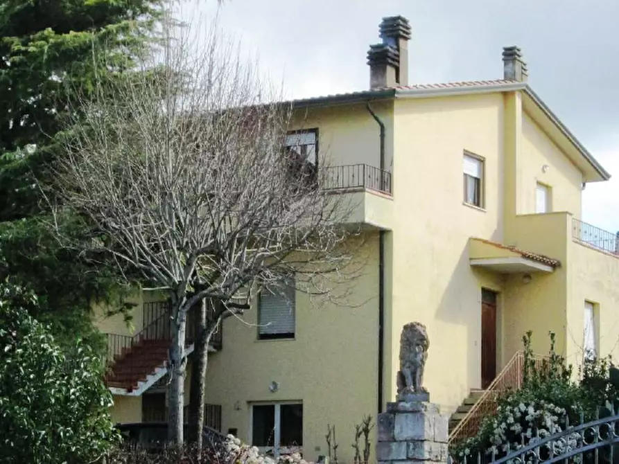 Immagine 1 di Appartamento in vendita  in Via Tiberina, 123, 06050 Collepepe PG, Italia - 06050 Collazzone (PG) a Collazzone