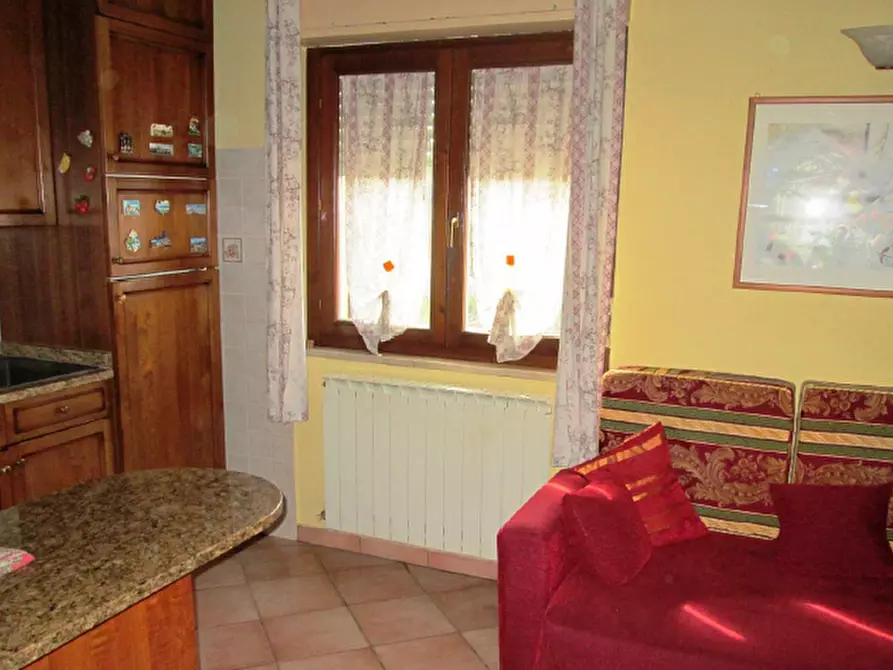 Immagine 2 di Appartamento in vendita  in Via Tiberina, 123, 06050 Collepepe PG, Italia - 06050 Collazzone (PG) a Collazzone