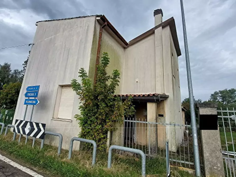 Immagine 2 di Appartamento in vendita  in Via Monti, 2764 - 45030 Frassinelle Polesine (RO) a Frassinelle Polesine