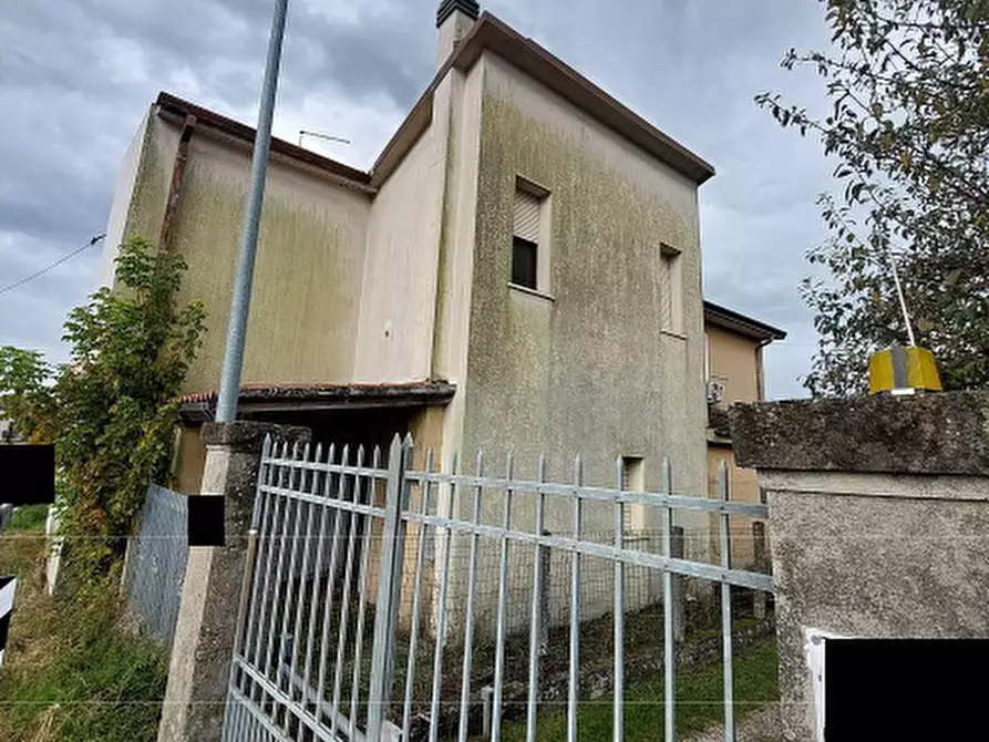 Immagine 3 di Appartamento in vendita  in Via Monti, 2764 - 45030 Frassinelle Polesine (RO) a Frassinelle Polesine