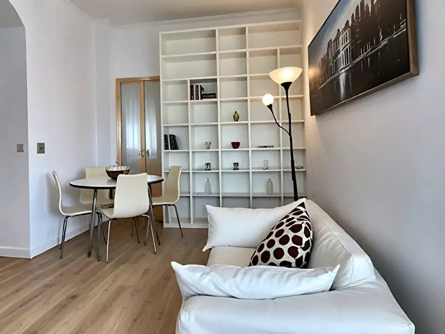 Immagine 2 di Appartamento in vendita  in Via  Zabarella a Padova