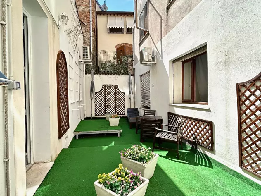 Immagine 3 di Appartamento in vendita  in Via  Zabarella a Padova