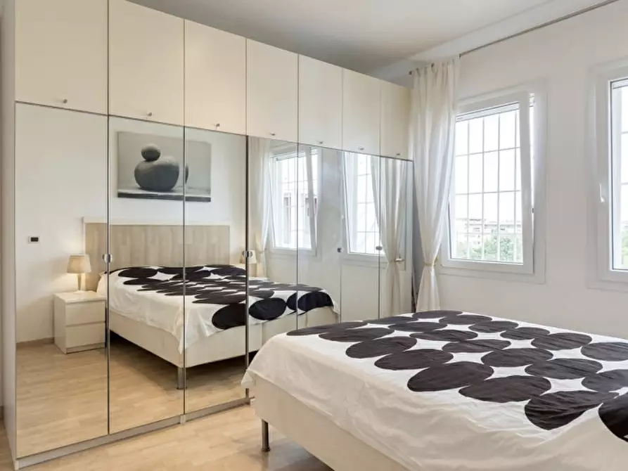 Immagine 10 di Appartamento in vendita  in Via  Zabarella a Padova