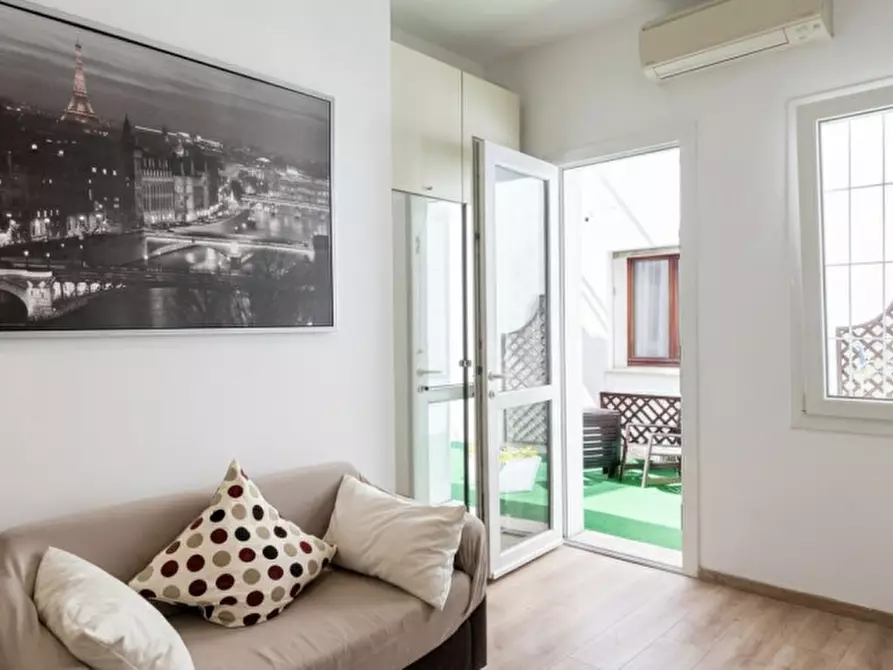 Immagine 12 di Appartamento in vendita  in Via  Zabarella a Padova