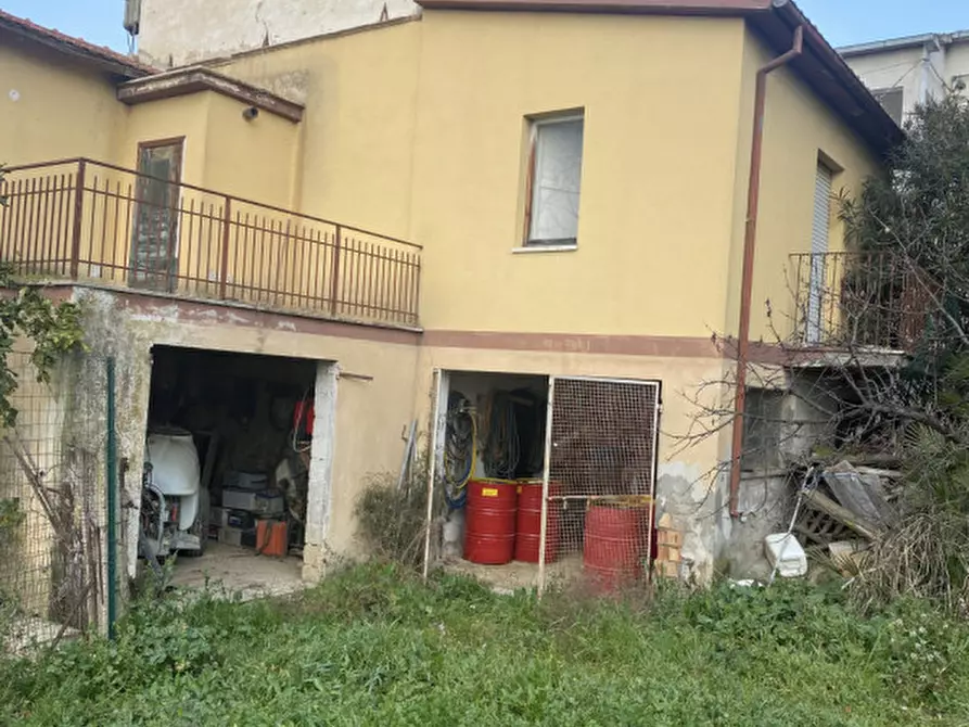 Immagine 7 di Rustico / casale in vendita  in Località Spinaci, 64026 Roseto degli Abruzzi TE, Italia a Roseto Degli Abruzzi
