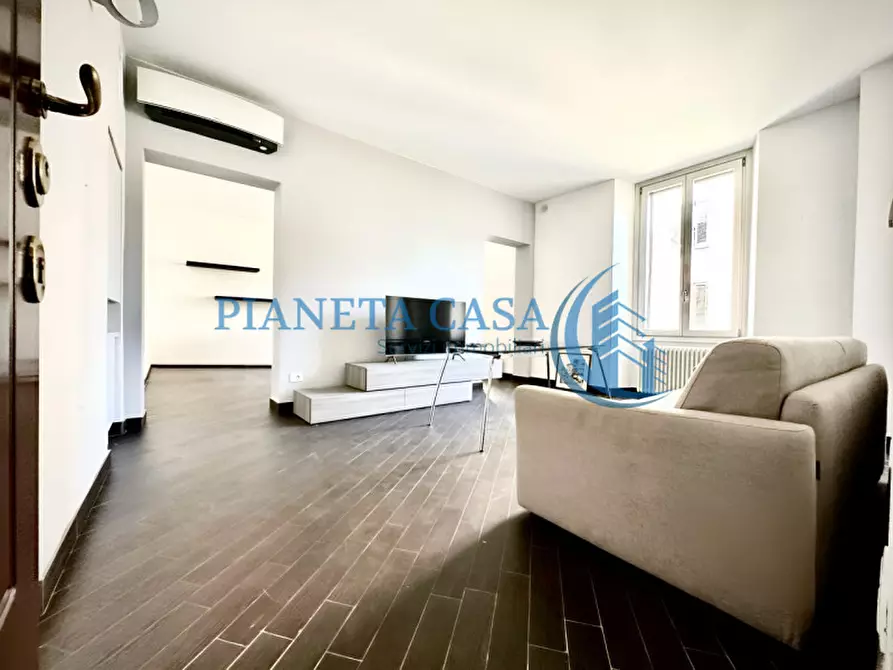 Immagine 2 di Appartamento in vendita  in via piero della francesca 68 milano a Milano