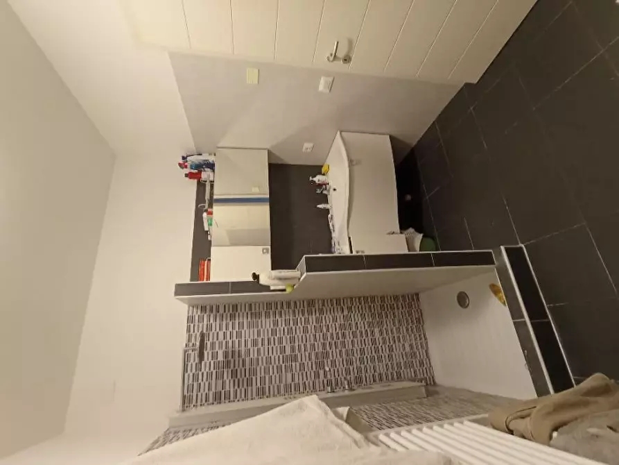 Immagine 11 di Appartamento in vendita  in Piazza MAZZINI  3 - 61038 Terre Roveresche (PU) a Terre Roveresche