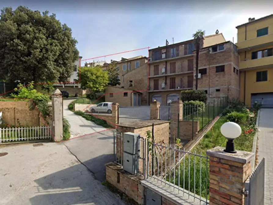 Immagine 16 di Appartamento in vendita  in Piazza MAZZINI  3 - 61038 Terre Roveresche (PU) a Terre Roveresche