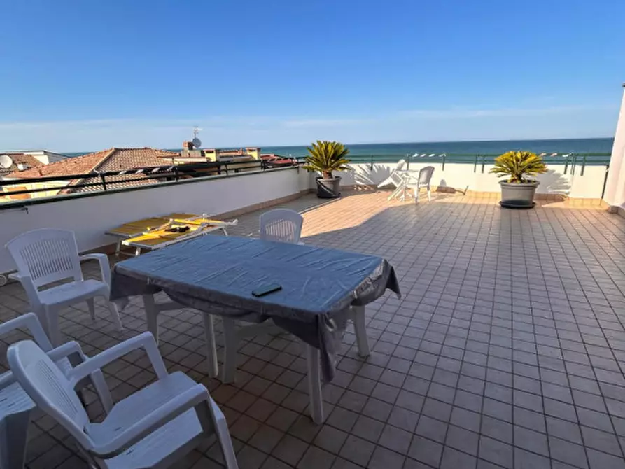 Immagine 1 di Appartamento in vendita  in Piazza Caduti di Nassirya n10, 64018 Tortoreto Lido TE, Italia - 64018 Tortoreto (TE) a Tortoreto