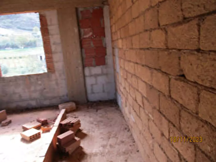 Immagine 3 di Appartamento in vendita  in Via Elio Vittorini nr 1 - 90020 Montemaggiore Belsito (PA) a Montemaggiore Belsito