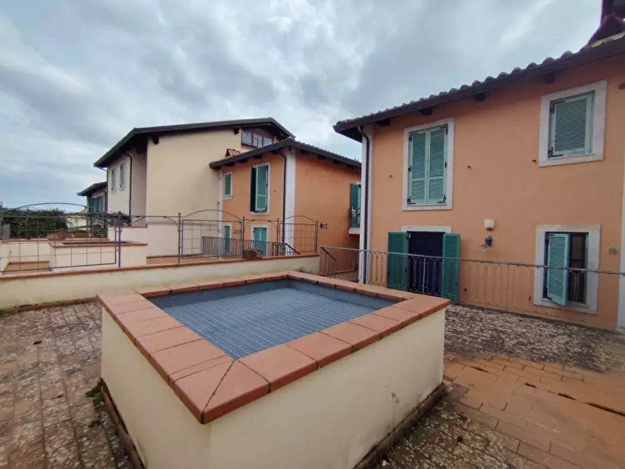 Immagine 11 di Appartamento in vendita  in Via Unione Europea, 12, 53040 Cetona SI, Italia a Cetona