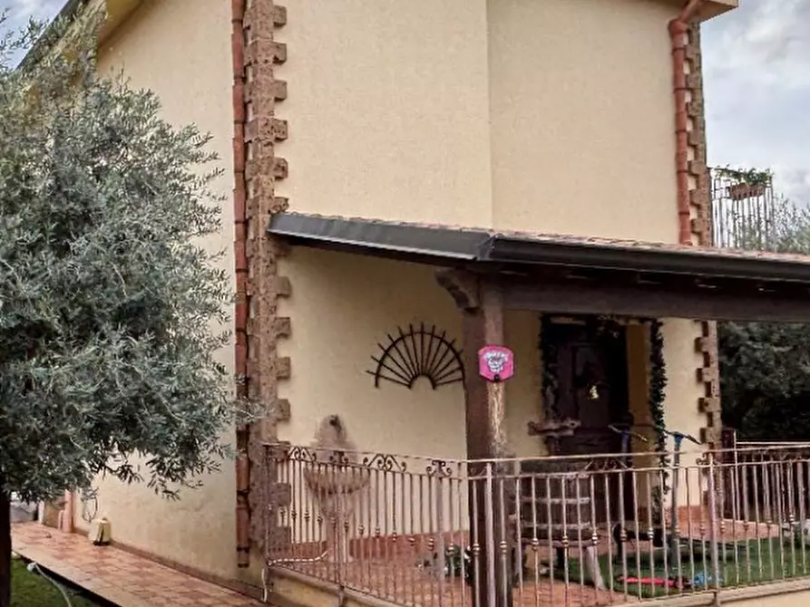 Immagine 15 di Villa in vendita  in Via del Cormorano, 90044 Carini PA, Italia a Carini