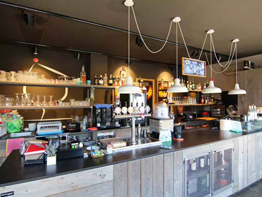 Immagine 5 di Negozio in vendita  in Via Castello a Piove Di Sacco