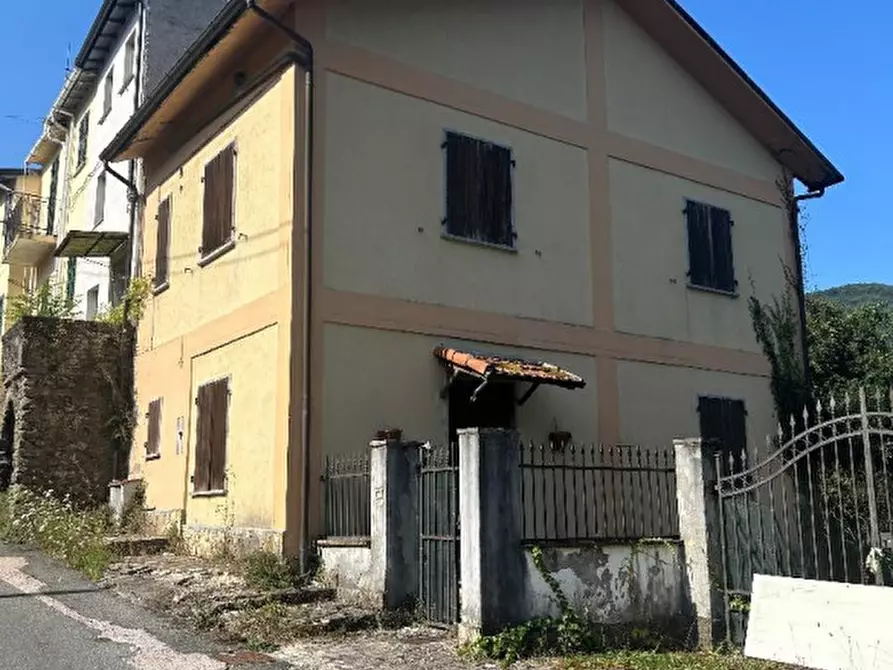 Immagine 12 di Appartamento in vendita  in Via ROMA  72 - 19020 Riccò del Golfo di Spezia (SP) a Riccò Del Golfo Di Spezia