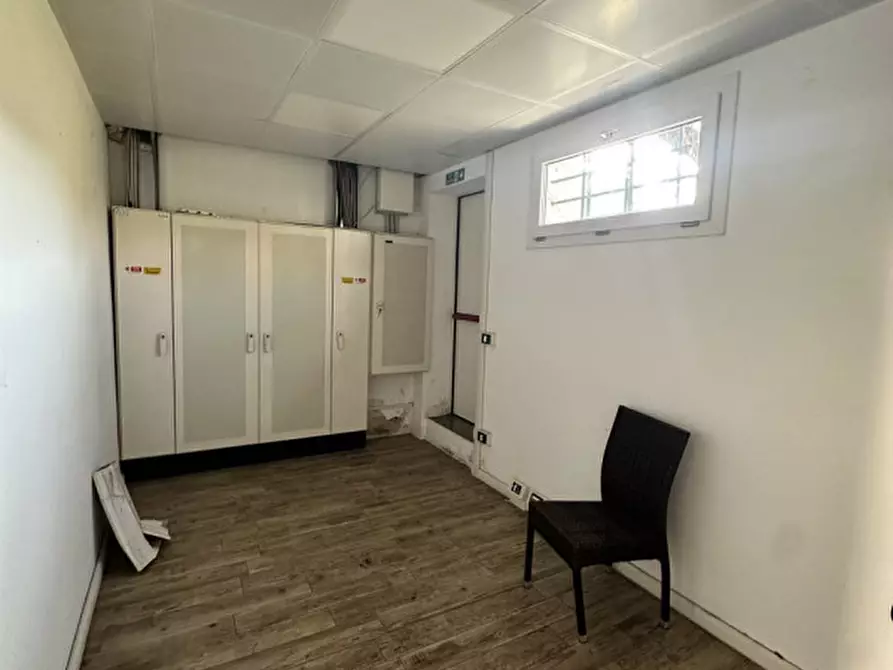 Immagine 6 di Capannone industriale in affitto  in Via Luigi Coletti a Venezia