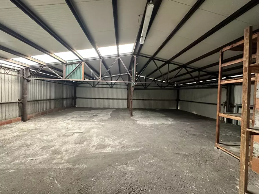 Immagine 9 di Capannone industriale in affitto  in Via Luigi Coletti a Venezia