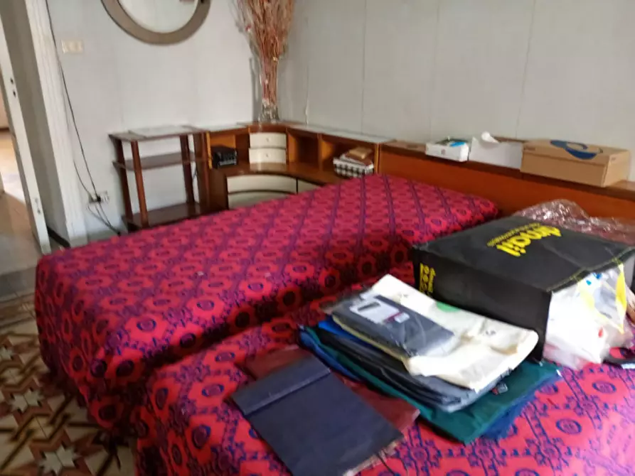 Immagine 2 di Appartamento in vendita  in via E.A Mario 25 a Napoli