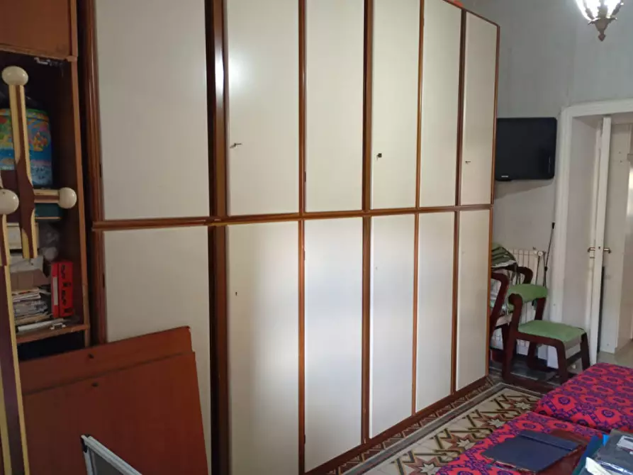 Immagine 4 di Appartamento in vendita  in via E.A Mario 25 a Napoli