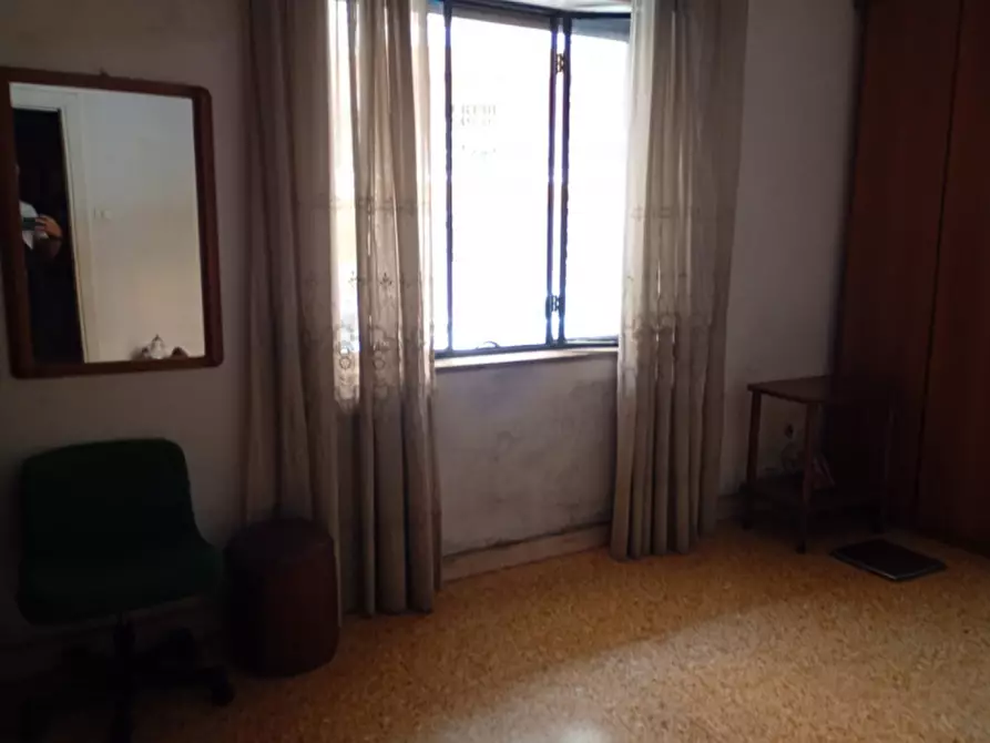 Immagine 34 di Appartamento in vendita  in via E.A Mario 25 a Napoli