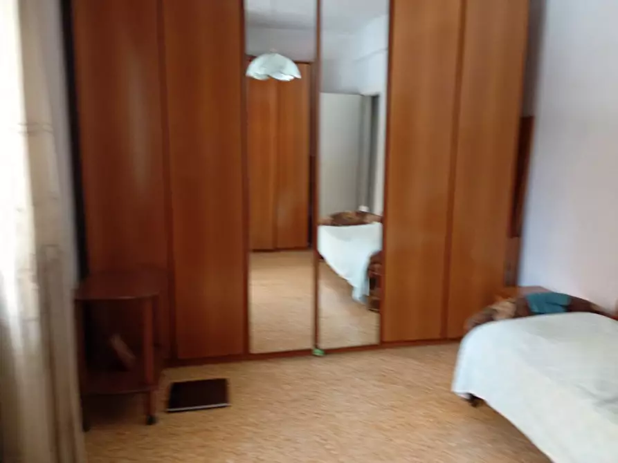 Immagine 36 di Appartamento in vendita  in via E.A Mario 25 a Napoli