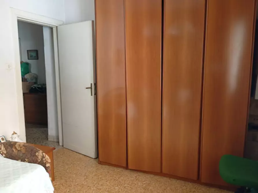 Immagine 37 di Appartamento in vendita  in via E.A Mario 25 a Napoli