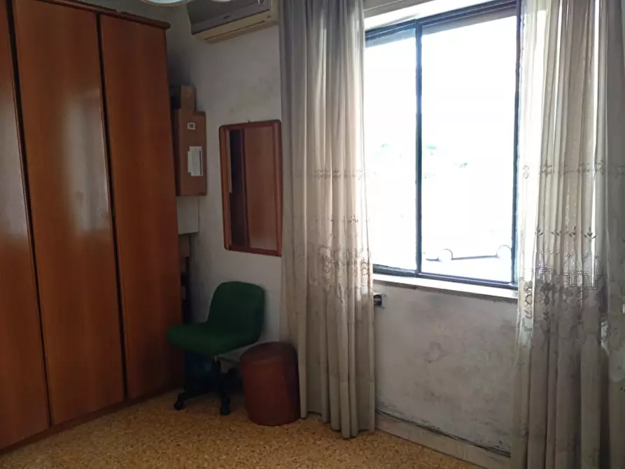 Immagine 39 di Appartamento in vendita  in via E.A Mario 25 a Napoli