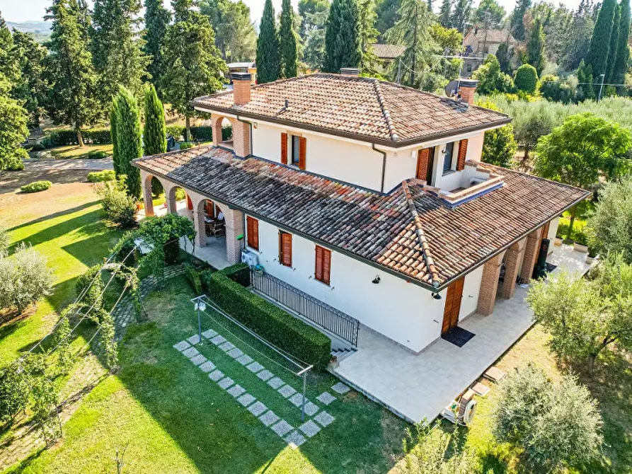 Immagine 2 di Villa in vendita  in via San Giovanni a Misano Adriatico