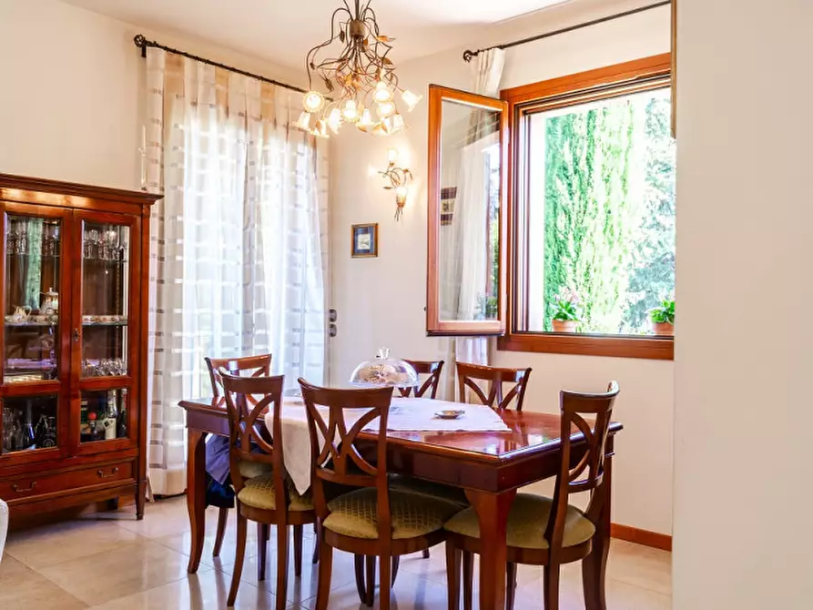 Immagine 6 di Villa in vendita  in via San Giovanni a Misano Adriatico