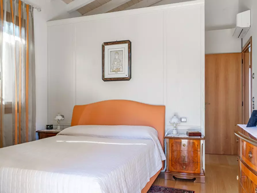 Immagine 13 di Villa in vendita  in via San Giovanni a Misano Adriatico