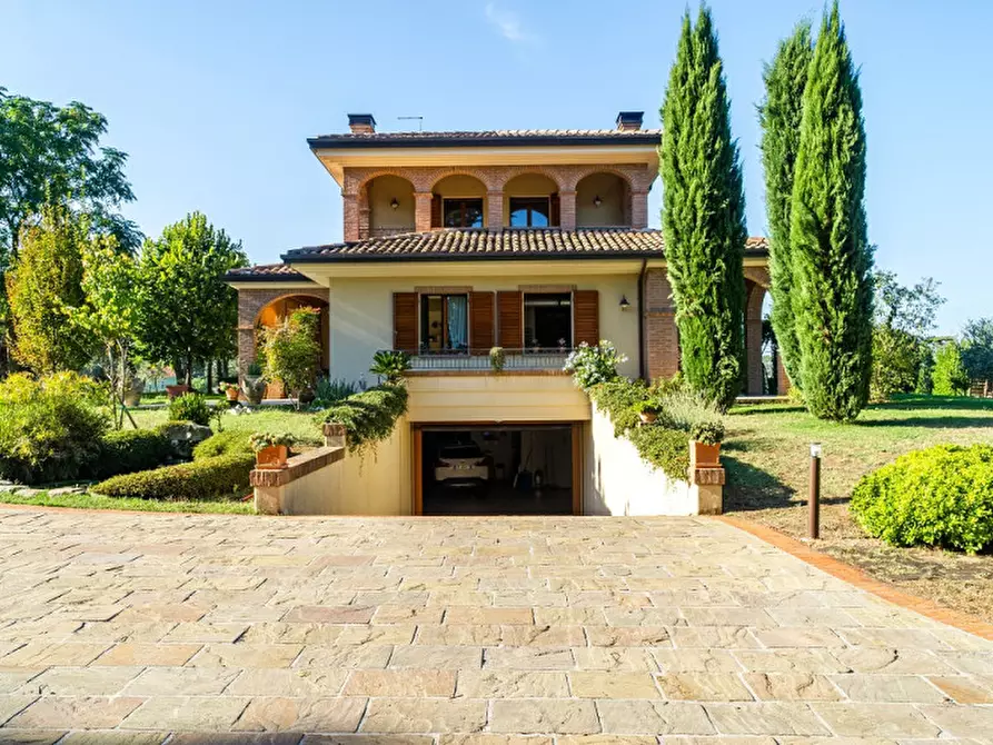 Immagine 17 di Villa in vendita  in via San Giovanni a Misano Adriatico