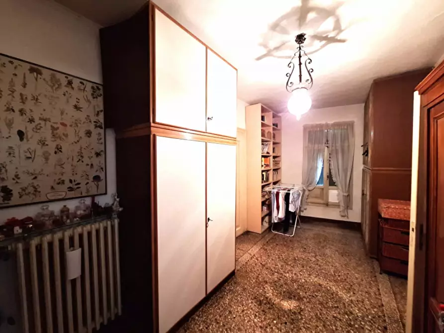 Immagine 20 di Palazzo in vendita  in Corso del Popolo a Rovigo