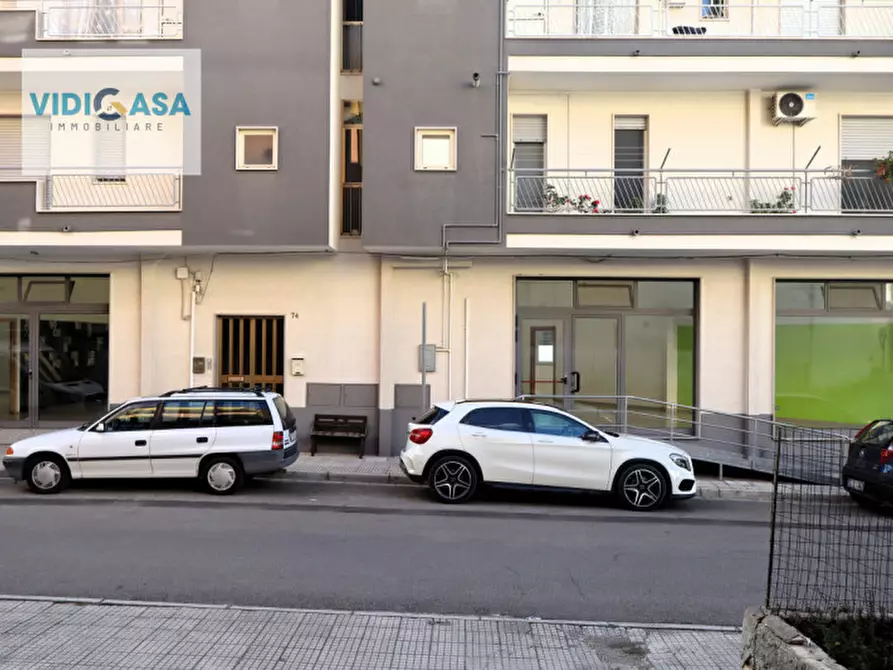 Immagine 2 di Attività commerciale in affitto  in Via Cavalcanti 72 a Montescaglioso