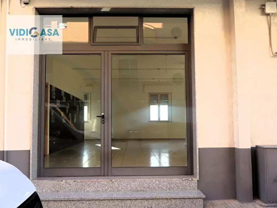 Immagine 6 di Attività commerciale in affitto  in Via Cavalcanti 72 a Montescaglioso