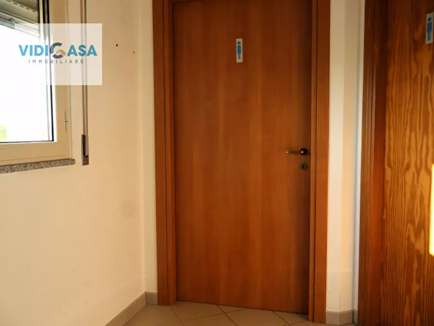 Immagine 16 di Attività commerciale in affitto  in Via Cavalcanti 72 a Montescaglioso